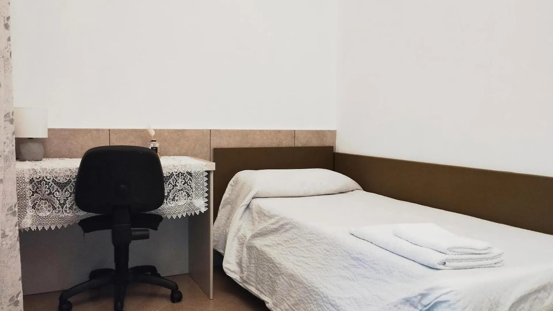 Suite Con Camino E Terrazza Varese 0*,  Italy
