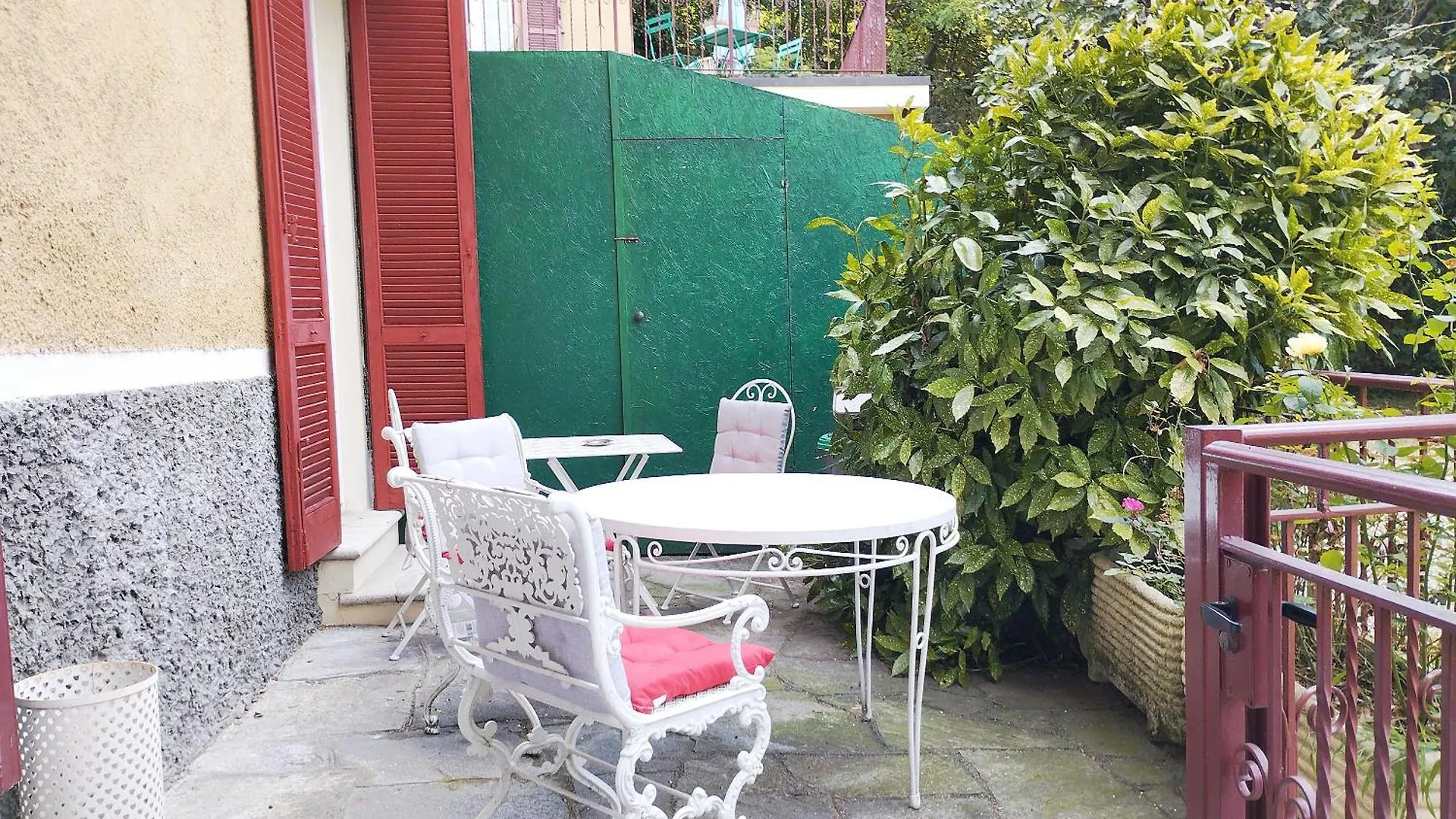Suite Con Camino E Terrazza Varese Apartment